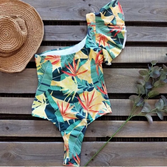 SOLD OUT CLEARANCE Tropical Palm Banana Leaf One Shoulder Swimsuit - Picture 3 of 3
